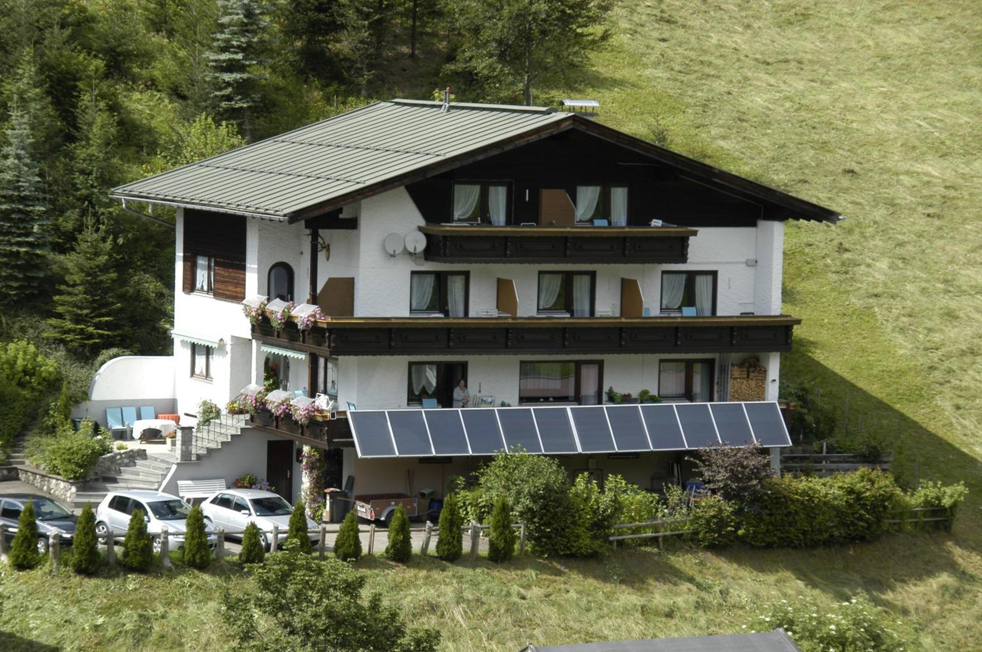 Gaestehaus Winsauer Mittelberg Exterior foto