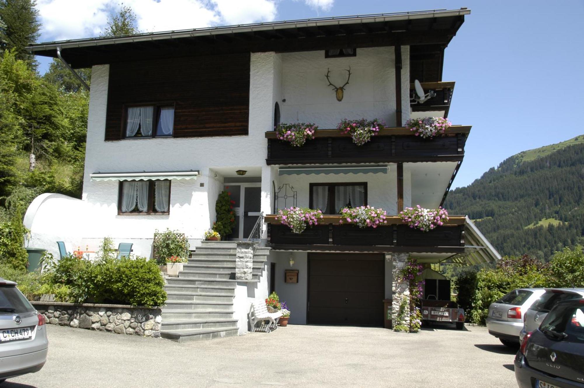 Gaestehaus Winsauer Mittelberg Exterior foto